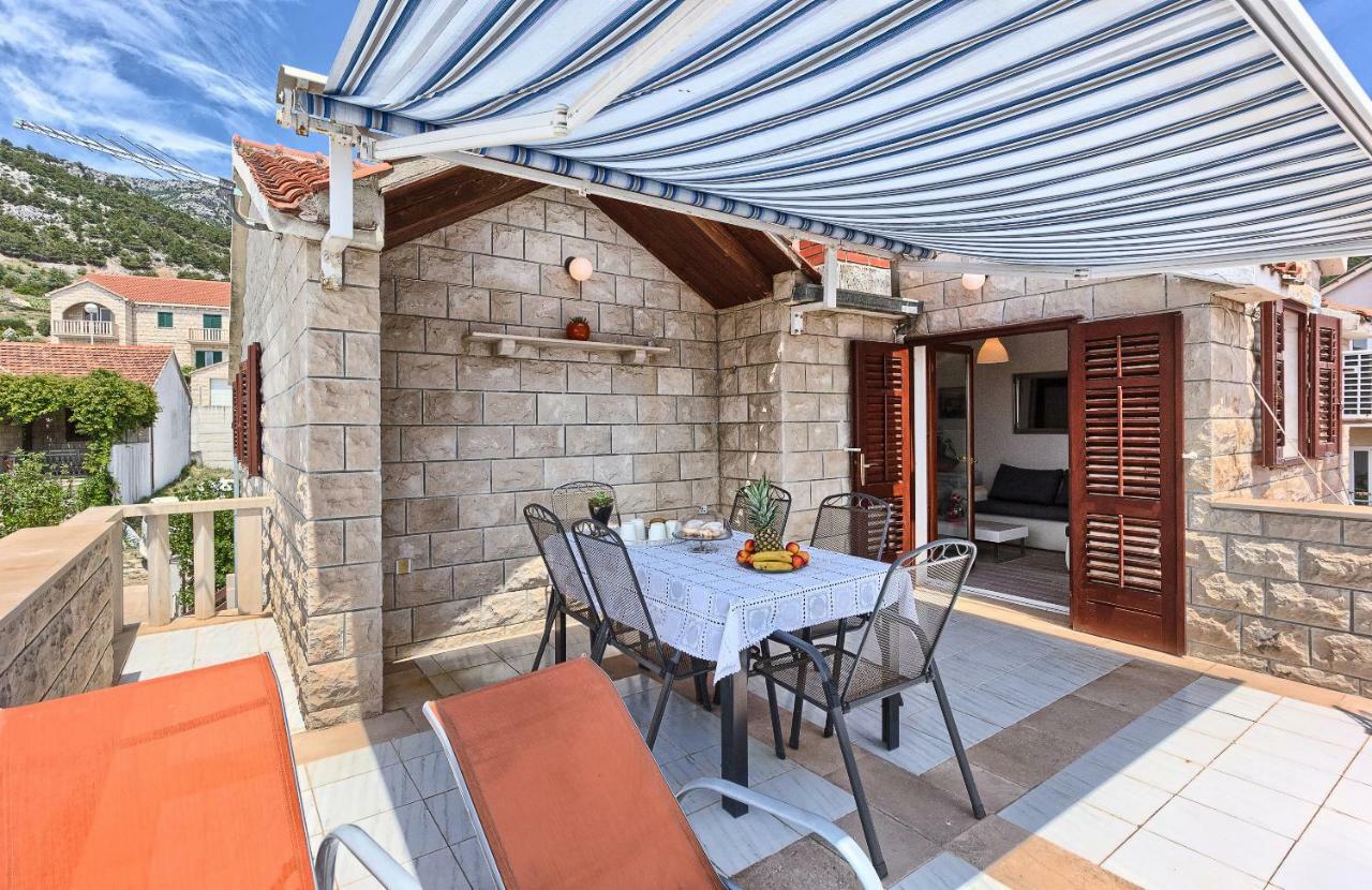 Lantana Apartment Bol Exterior photo